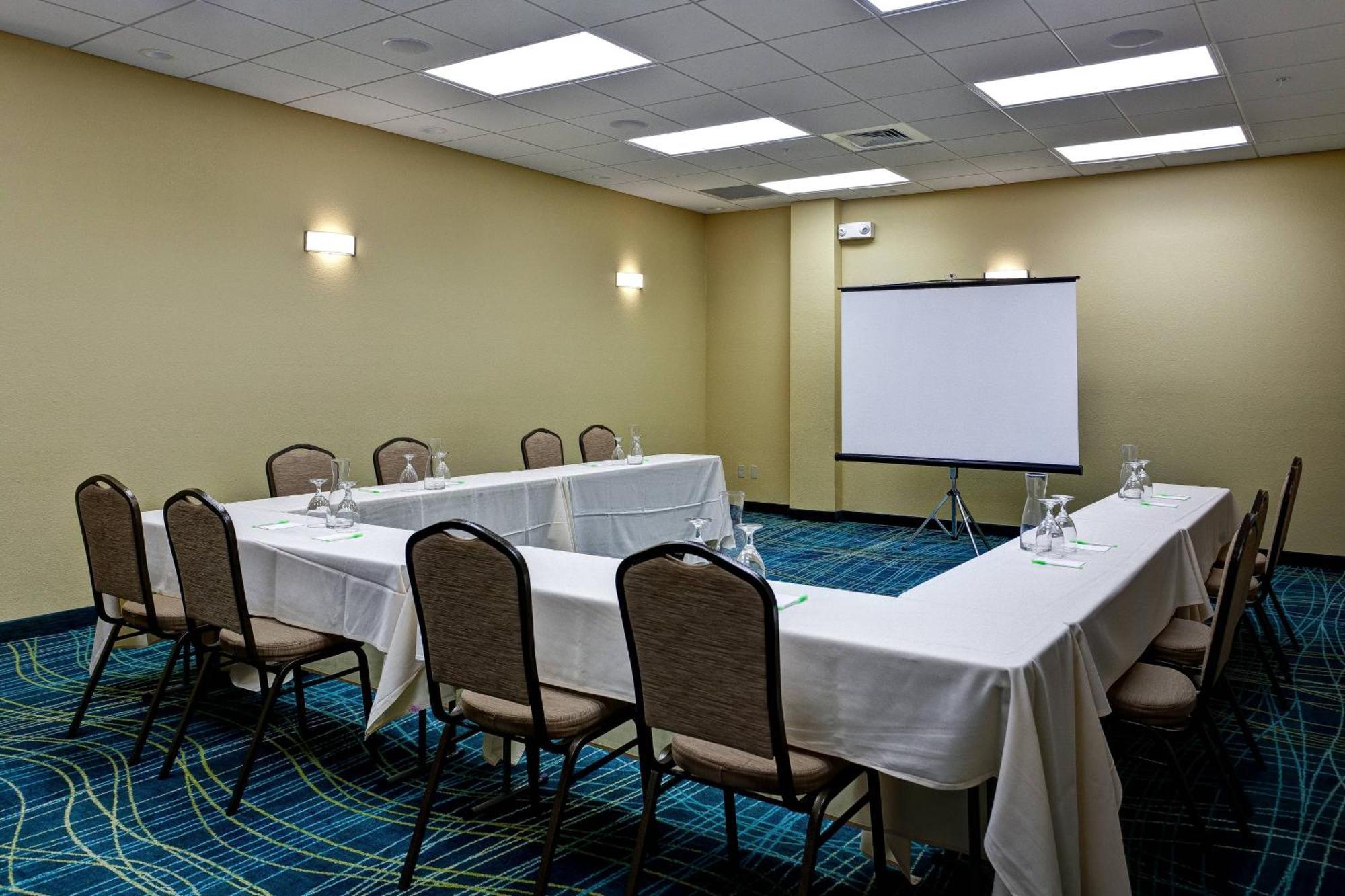 Springhill Suites By Marriott Wichita Airport Екстер'єр фото