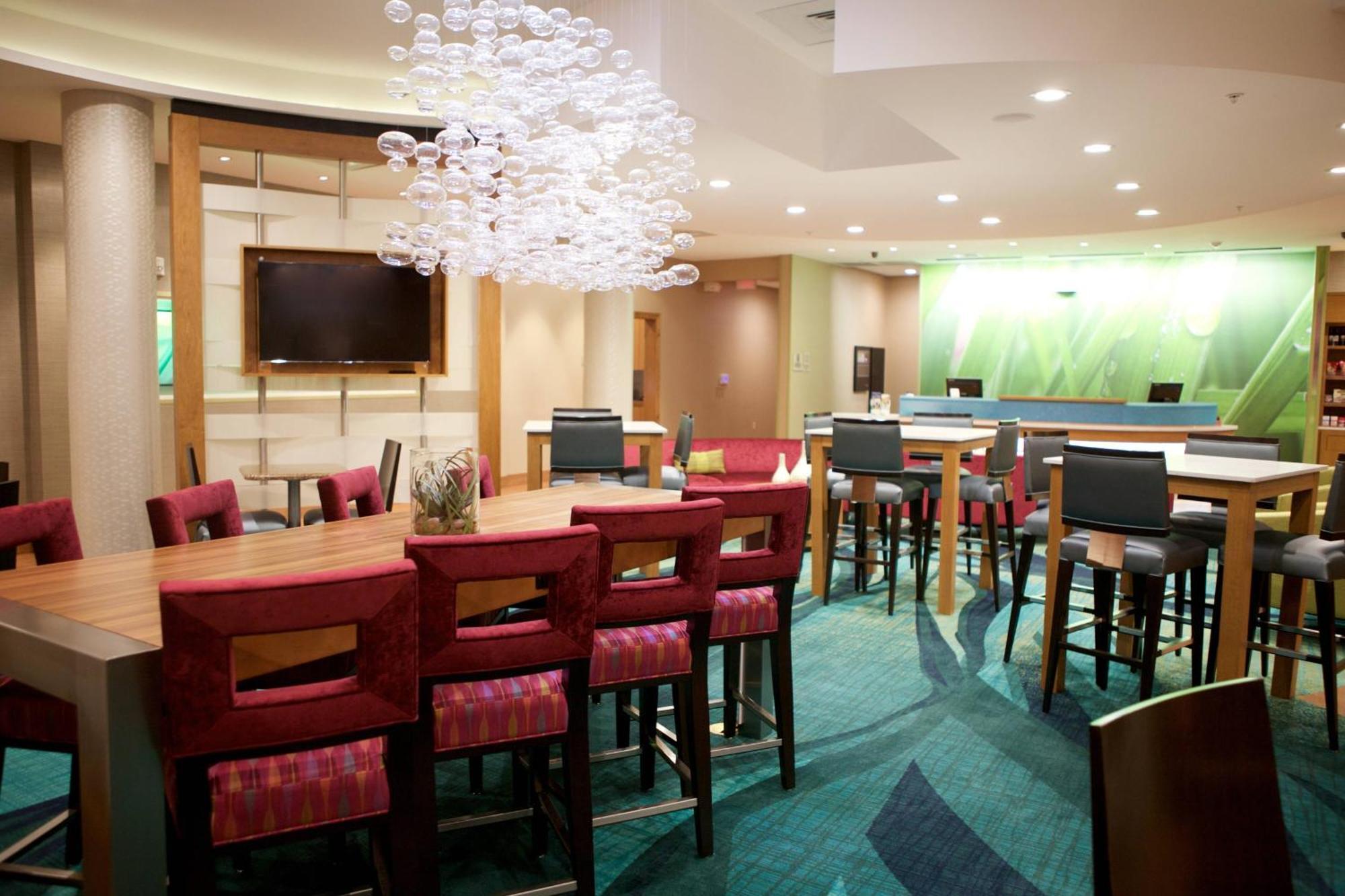 Springhill Suites By Marriott Wichita Airport Екстер'єр фото