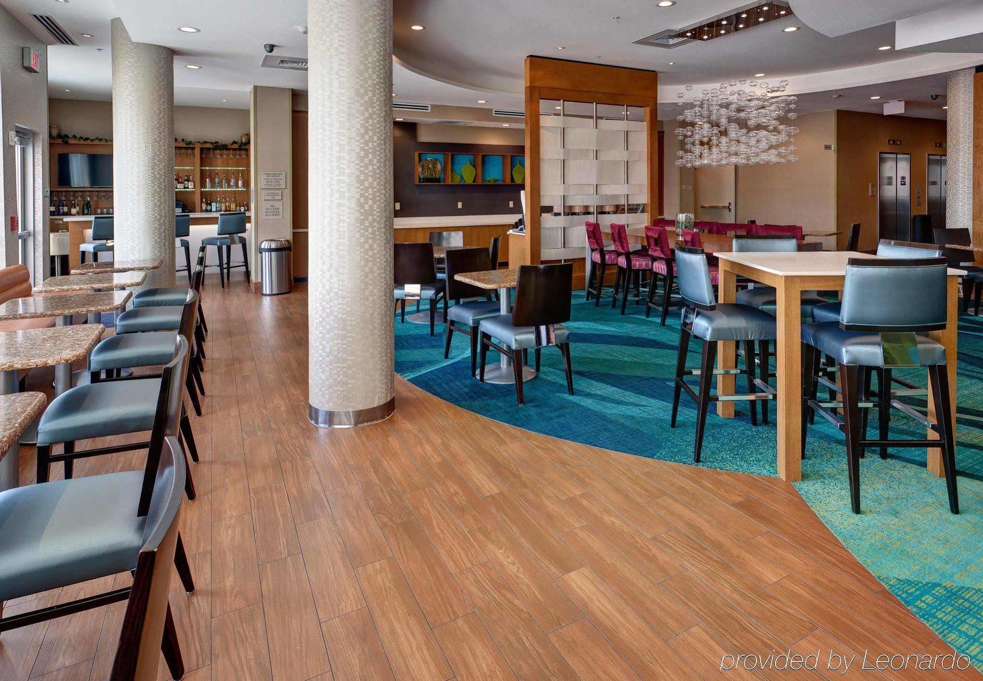 Springhill Suites By Marriott Wichita Airport Екстер'єр фото